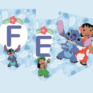 May include: A banner set featuring the characters Stitch and Lilo from the animated film Lilo & Stitch. The banner has a light blue background with tropical leaf and flower patterns. The letters "F" and "E" are displayed, along with the text "Fiesta y Deco".