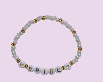 Pulseira de contas de noiva com contas douradas e pérolas – Presente de chá de panela, joias para despedida de solteira, lembrancinha de festa de casamento