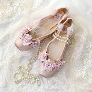 Old Capezio Pointe Shoes: Shabby Chic Vintage Home Ballet Decor