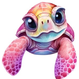 Può includere: Un'illustrazione colorata di una tartaruga marina neonata. La tartaruga ha grandi occhi espressivi e un guscio che passa dal giallo al rosa. Le sue pinne e la pelle sono in tonalità rosa e viola, creando un design stravagante.