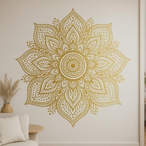 Prachtige gouden mandala muursticker Elegant boho-motief als sticker voor op de muur, camper, laptop, cadeau voor mindfulness