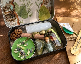 Handmade Green Witch Altar Kit, Portable Travel Spell Tin, Nature Magic Ritual Set
