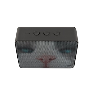 Feline face, cat friendly, Animal lover Bluetooth speaker