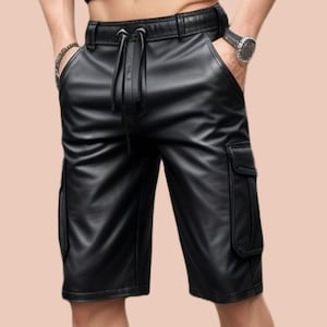 ハンドメイドシープレザーメンズショートパンツ、本物のスリムフィットレザーショートパンツ、レースアップレザーショートパンツ、男性へのギフト