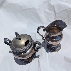 vintage Silver plated Sugar & Creamer bowl set by Wilcox