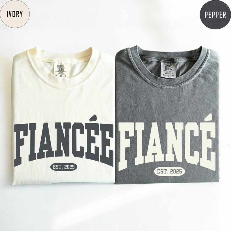 Comfort Colors® Custom Fiance and Fiancee Shirt, Personalized Engagement T-shirt, Future Mr. and Mrs., Engagement Gift, Gift for Fiancee Bild 2
