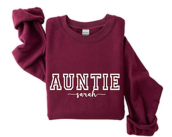 Custom Auntie Sweatshirt with Name Cool Aunt Crewneck Pregnancy Announcement Shirt Sister Gift for New Aunt Sweater