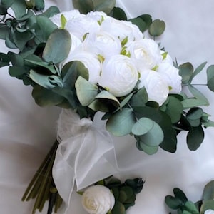 White Peony and Calla Lily Hand Bouquet for Wedding - Elegant Bridal Flower Arrangement, Modern Minimal bridal bouquet, handmade bouquet