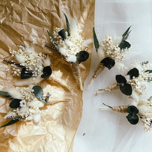 Natural Dried Flower Boutonniere,Rustic Wedding Flower Bouquet,Mini Boho Boutonniere,Groom Boutonniere,Bride and Groom Flowers,Wedding Gifts