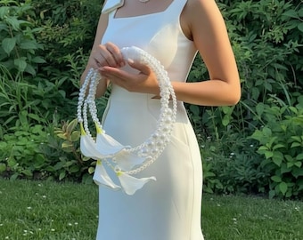 Beaded pearl wedding bridal bouquet flowers made with calla lilies for brides or bridesmaids