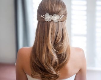 Ceramic White flower Faux Pearl Hair comb, Bridal Hair piece, Bridal Hair Accessories, Wedding Hair Accessory