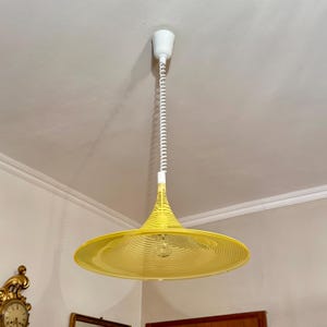 Vintage Meblo iGuzzini Yellow Acrylic Albatros Pendant Light, Yugoslavia 70s / Harvey Guzzini Pendant Light / Meblo Guzzini Chandelier