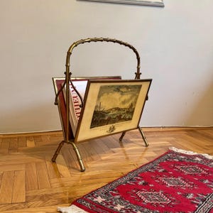 Luxury Hollywood Regency Magazine Rack, in the style of Maison Jansen, France 1950s / Gold Magazine Rack / Home Decor / Retro Magazine Rack