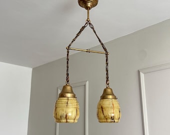 Raro lampadario Art Déco in vetro marmorizzato e ottone, Vienna anni '20