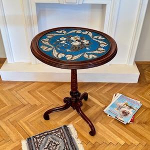 Antique Regency Table in Mahogany and Beaded Top, England, 1840s / Victorian Table / Antique Drum Table / Antique Gueridon / Pedestal Table