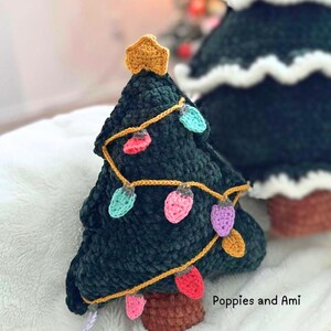 CROCHET PATTERN: Mini Holiday Tree