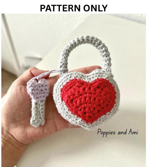 かぎ針編みパターン：ハートの鍵と錠前あみぐるみ - Etsy 日本