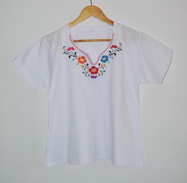 Blusa Algodón Floral Bordada