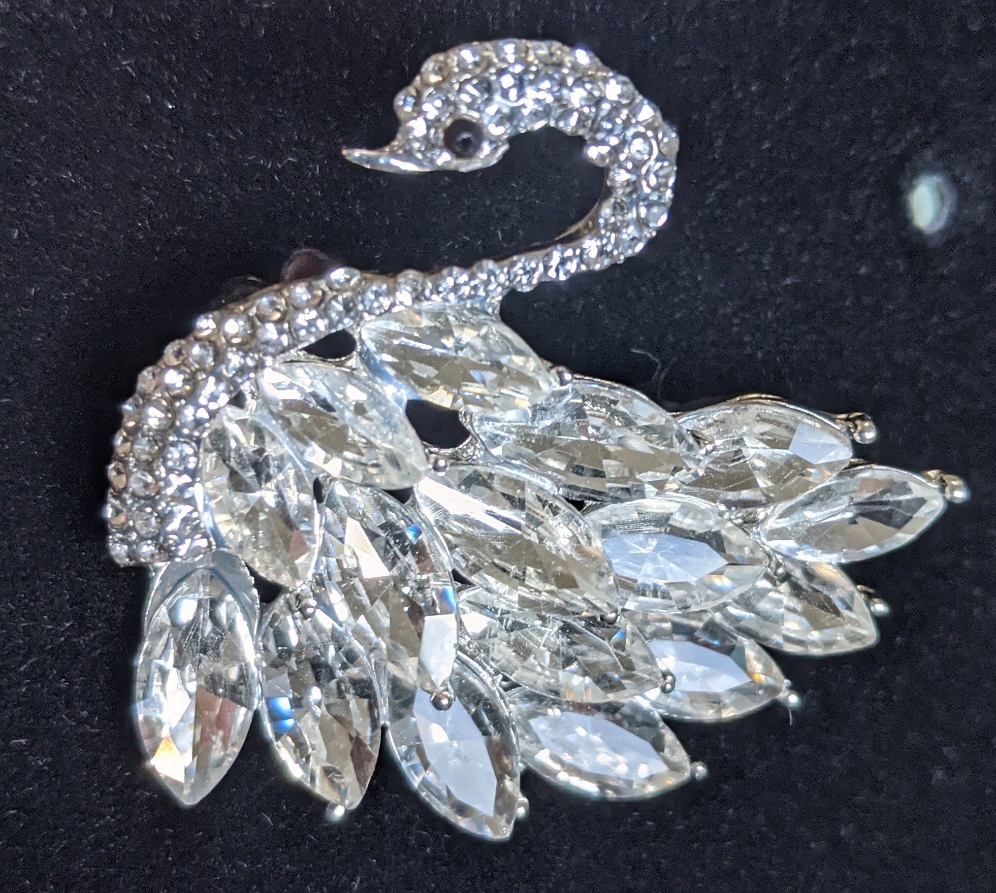 Vintage swan brooch - Etsy 日本 Vintage swan brooch - Etsy 日本