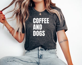 Camisa de perro Perros y camisa de café Amante de los perros Camisa de café Amante de los perros Camisa amante de los perros Camiseta de café para perros Camiseta de café para perros Regalo Camisa para perros