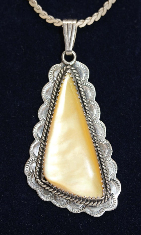 Native American Indian Sterling & Shell Pendant S… - image 3