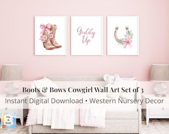Boots und Schleifen Cowgirl Wandkunst Set von 3 digitalen Downloads - Western Kinderzimmer Dekor, Giddy Up druckbare Wandkunst, Mädchen Schlafzimmer Drucke