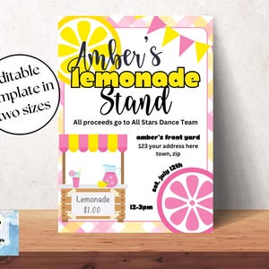 Könnte beinhalten: Ein druckbares Schild für einen Limonadenstand mit dem Text "Amber's Lemonade Stand". Das Schild hat ein rosa, gelbes und weißes Farbschema mit einer Zitronenscheiben-Grafik. Das Schild enthält auch den Text "All proceeds go to All Stars Dance Team".