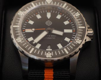 Relógio Helm Watches Vanuatu 300 m Automático Diver Mostrador Preto Kit Completo Caixa Documentos