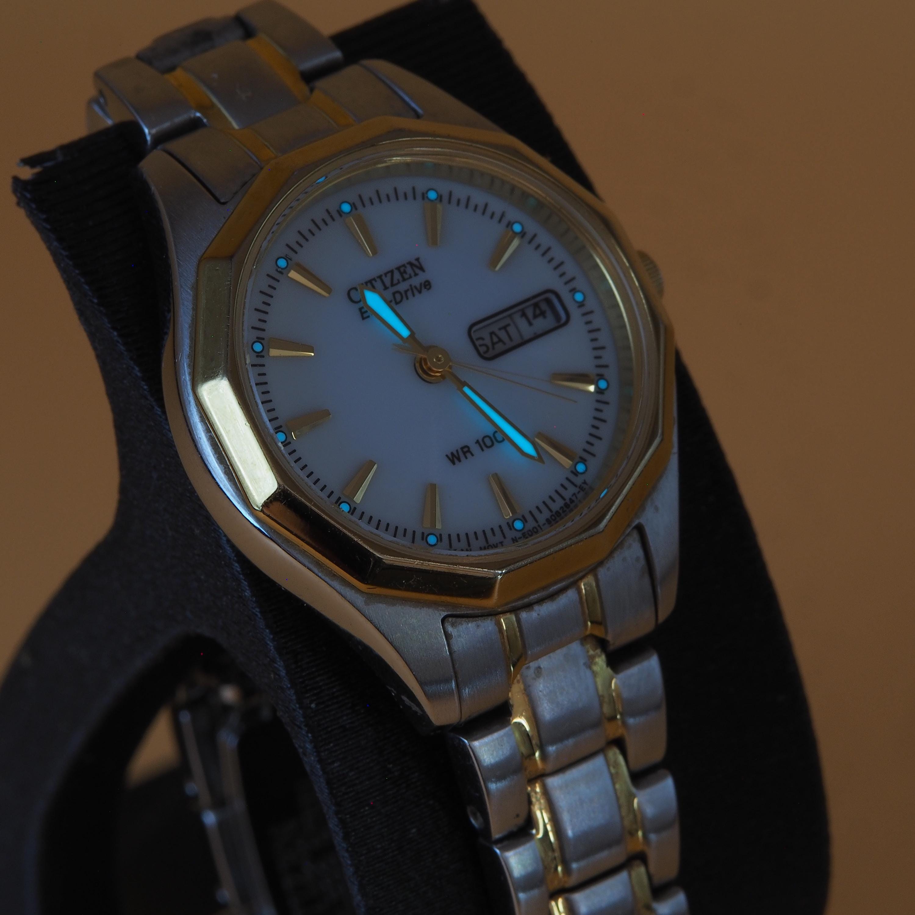 Citizen Rare Ladies Watch Vintage Two-Tone Weave Bracelet Gray Metal Round Dial Citizen Mixed Metal Tone Women main image 2