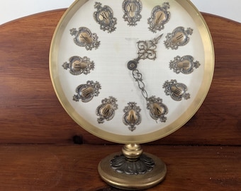 Zegar biurkowy Jaeger-LeCoultre Rococo Filigree Pedestal z 8-dniowym szwajcarskim cyferblatem z mosiądzu repusowanego