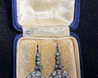 Boucles D'orelles Doré Pett Dormeuse Rond Floral Feulle Sert CZ