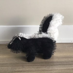 Ganz Webkinz Skunk HM213 Plush Stuffed toy animal No Code 8”