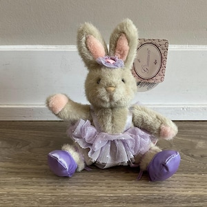 Russ Berrie Glimmers the Bunny Rabbit Stuffed Animal Plush Toy 7&quot;