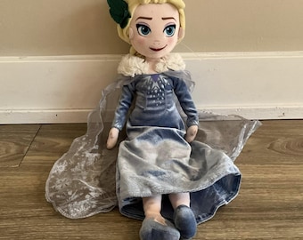 DISNEY Collection Elsa Plush Doll 17'' Frozen Adventure