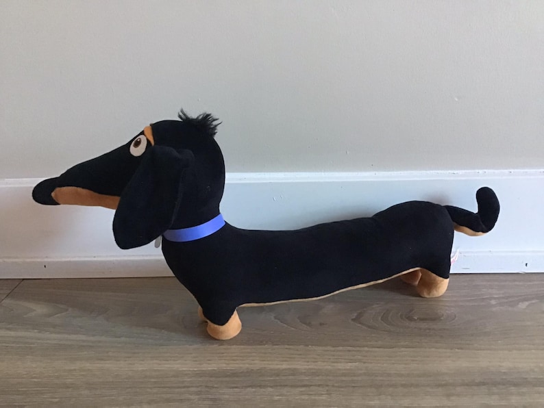 Secret Life of Pets Buddy the Weiner Dog Stuffed Animal Plush Toy 18.5