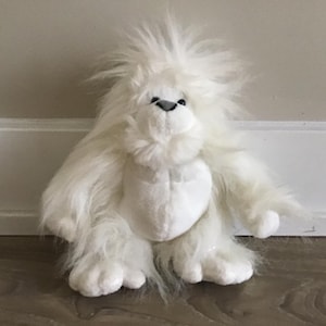Ganz Webkinz Snow Yeti Stuffed Animal Plush Toy 9&quot;