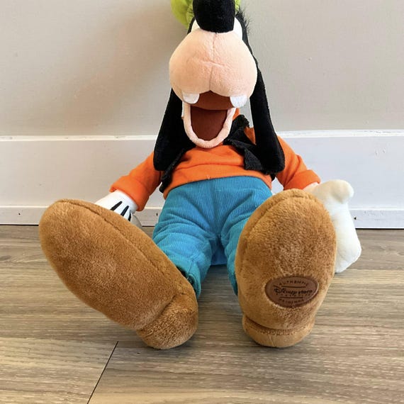 ディズニーストア限定 グーフィー 20インチ ぬいぐるみ - Etsy 日本