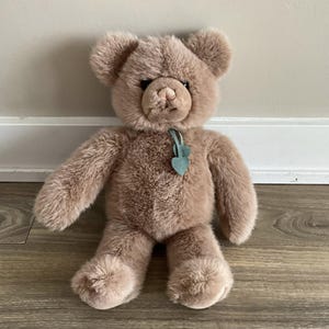 Vintage 1986 GUND Collectors Classics Tan TEDDY BEAR 16&quot; Plush Stuffed Animal Toy 1980&#39;s