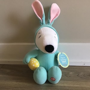 Peanuts Movie Easter Snoopy the Dog Interactive toy Stuffed Animal Plush 13.5&quot;