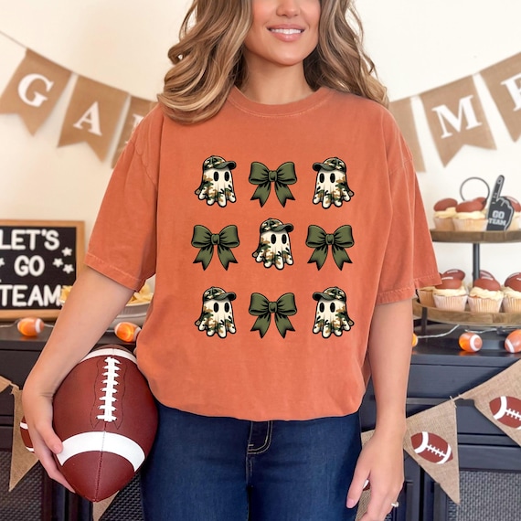 Army Ghosts and Bows T-shirt, Military Support Top, Cute Ghosts Pullover, Halloween T-shirt, Veteran Gift Sweatshirt. Spooky Season Tee