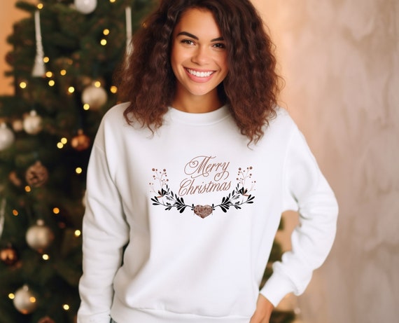 Christmas Sweater with Beautiful Greenery and Heart Design - Cozy Gift for Mom, Daughter, or Grandma