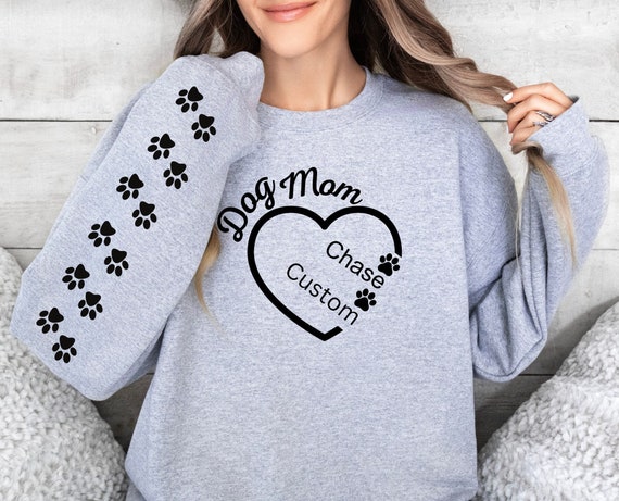 Unique Dog Mom Sweatshirt with Customizable Heart & Paw Prints - Add Your Dog's Name!
