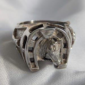 Men&#39;s Sterling Silver Equestrian Ring