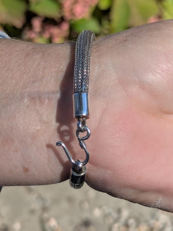 Timeless Weave: Vintage  Solid Sterling Silver Br… - image 4
