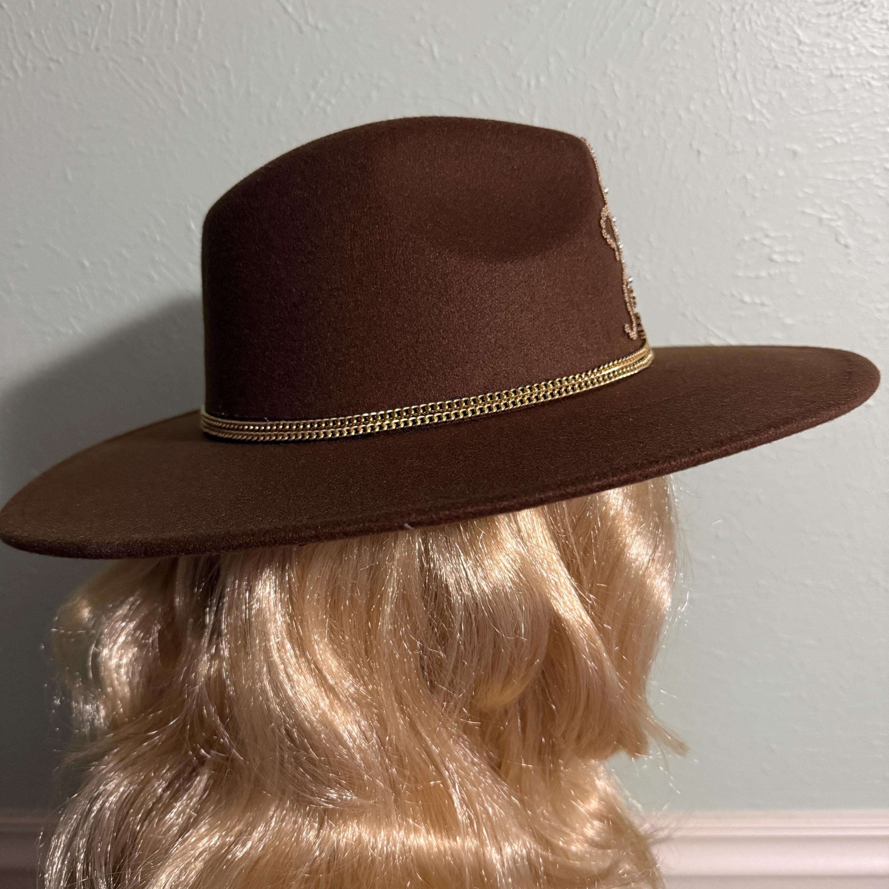 Beautiful Brown Felt Fedora Hat. Embellished With Beautiful  display picture 3