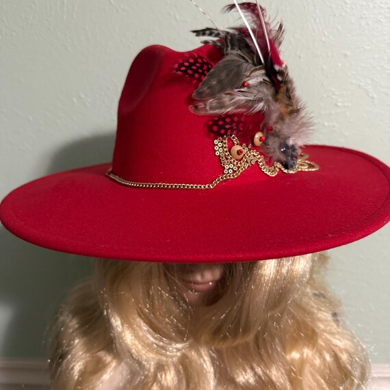 Beautiful Red Felt Fedora Hat. Embellished With Beautiful  display picture 2