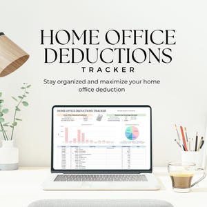 Peut inclure: Un ordinateur portable affiche un suivi des déductions de bureau à domicile sur un bureau blanc. L'écran montre une feuille de calcul avec des graphiques et des données. Une lampe de bureau, un petit vase avec de la verdure et une tasse de café sont également sur le bureau. Le texte à l'écran indique "HOME OFFICE DEDUCTIONS TRACKER".