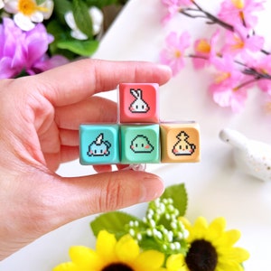 Light-Up Pixel Keycap Keyboard Clicky Fidget Keychain | FULL BUILT with Keycaps | Fidget, Keycap, Stress Relief, Lights Up