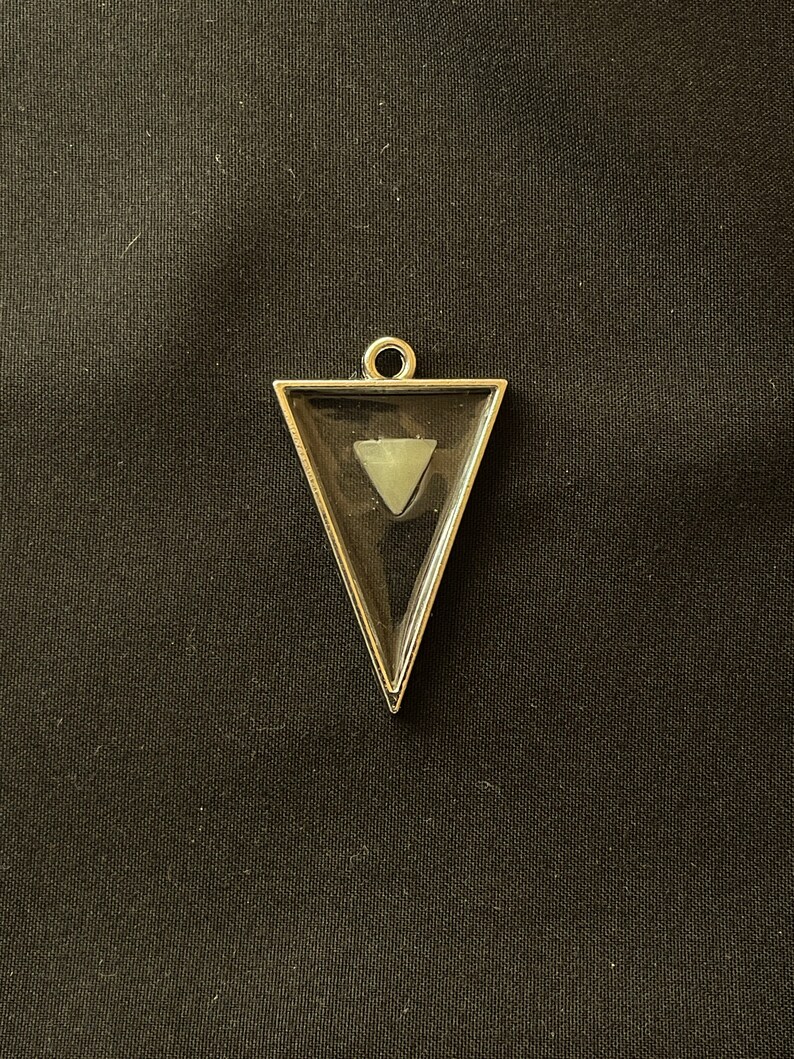 UV Reactive Triangle Inception Necklace - Etsy