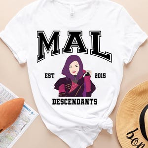Disney  Descendants Mal Est 2015 Portrait Art Retro Shirt, Disney Tee, Comfort Color, WDW Magic Kingdom, Disneyland Trip Family Vacation